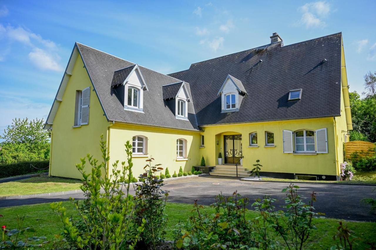 La Fontaine Dort Bed & Breakfast Tessy-sur-Vire Exterior photo